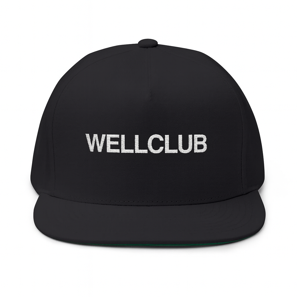 WellClub™ Flat Bill Cap – Premium Embroidered Streetwear Hat